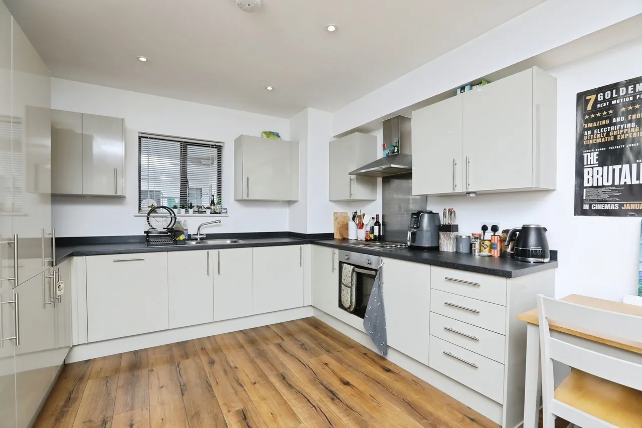 St. Faiths Street, MAIDSTONE, Kent, ME14, photo 2