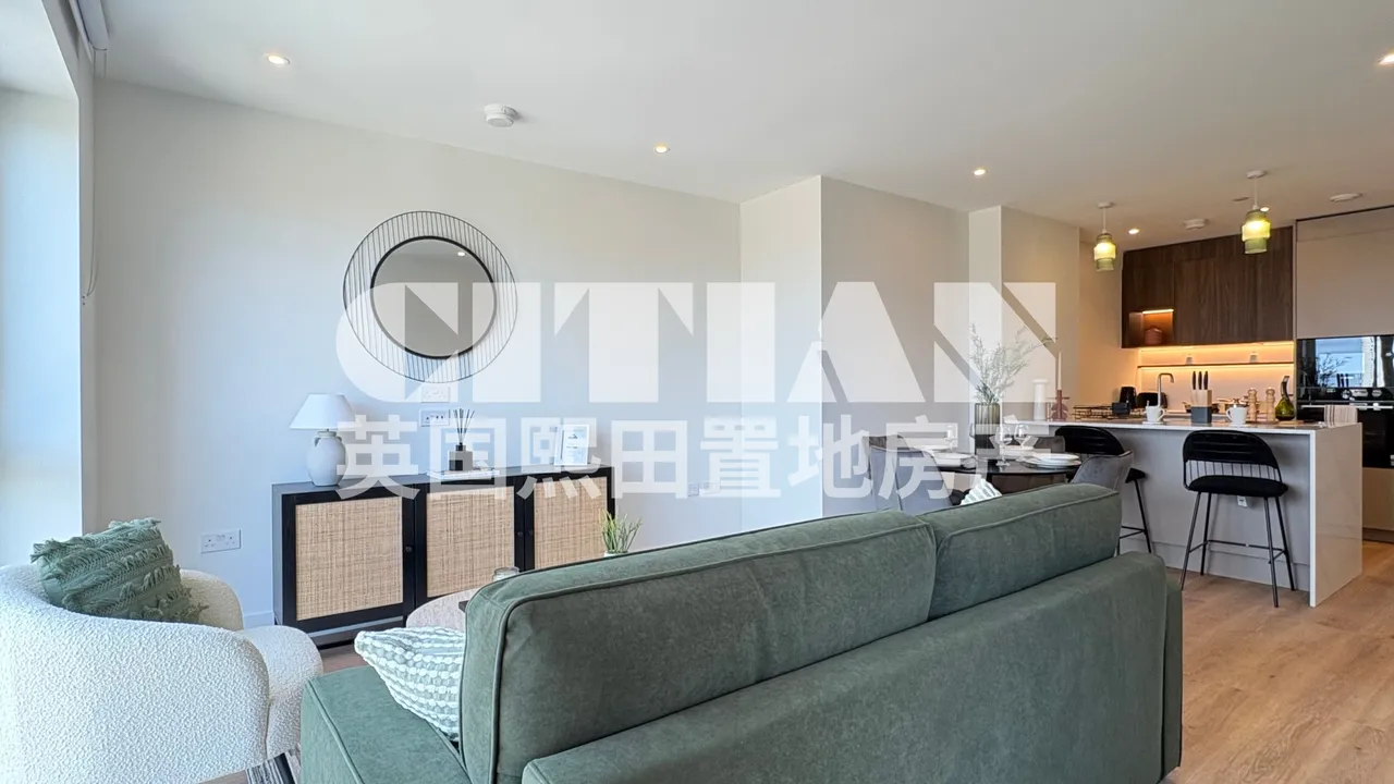 Bow Common Lane, London, E3, photo 4