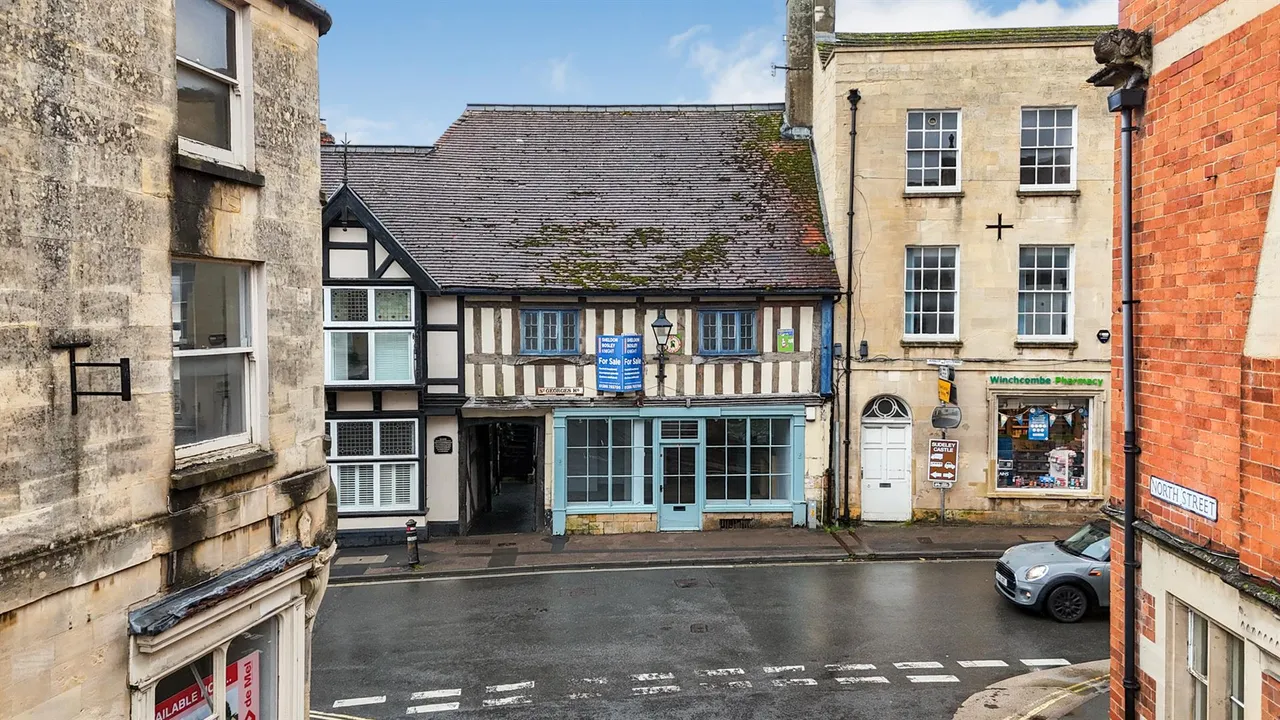 High Street, Winchcombe, photo 2