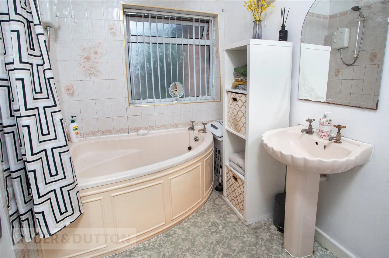 Thorley Close, Chadderton, OL9, photo 17