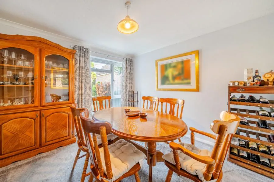 Benner Lane, West End, GU24, photo 6