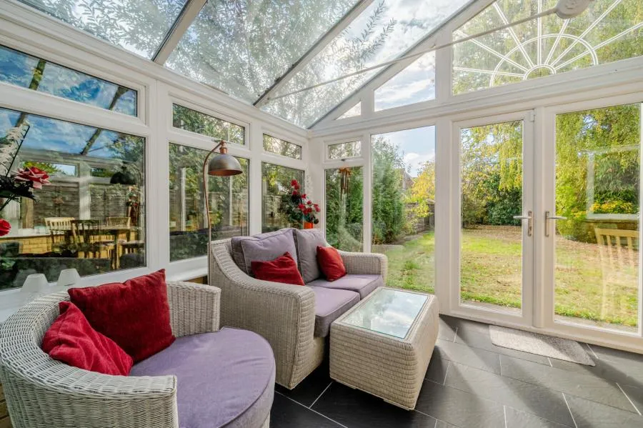 Benner Lane, West End, GU24, photo 10