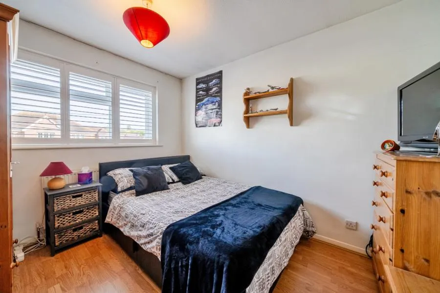 Benner Lane, West End, GU24, photo 14