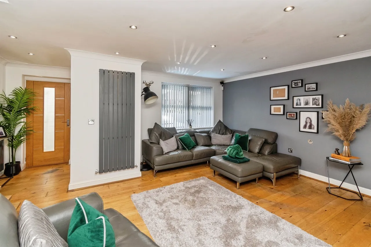 Siddons Road, Bilston, photo 2