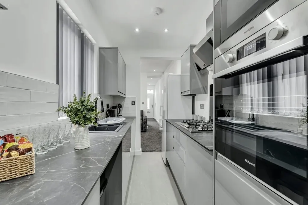 Renovated Recently, Earlsdon Area, photo 8