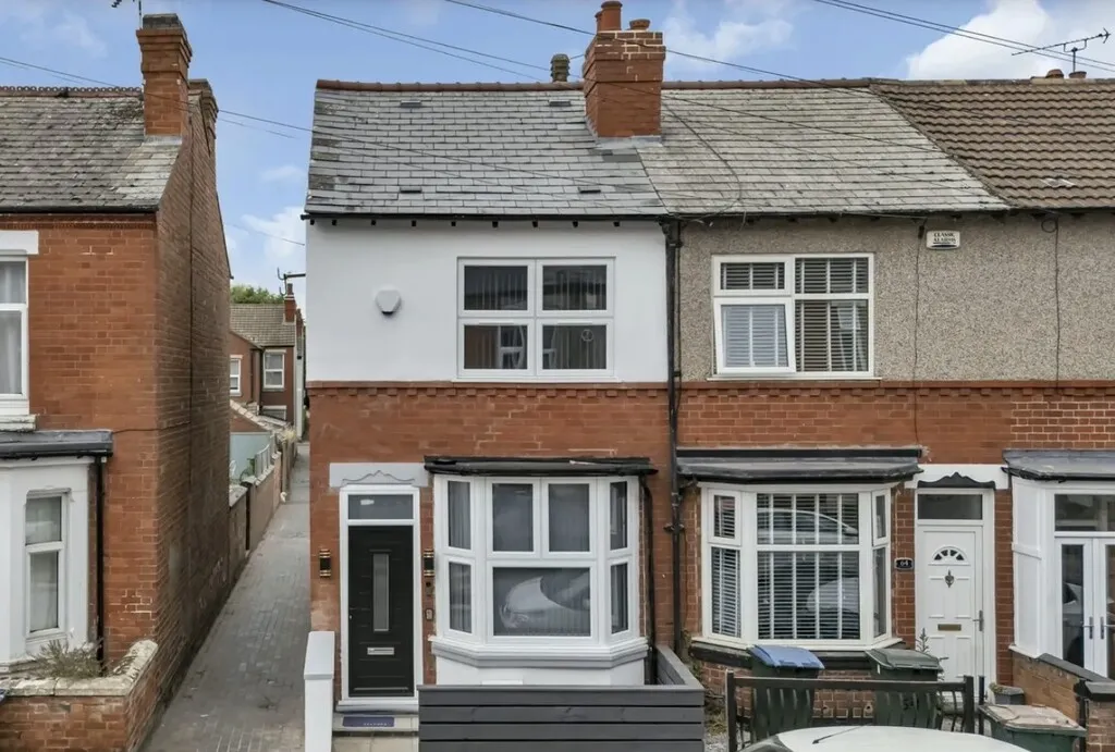 2 bed property for sale, Renovated Recently, Earlsdon Area