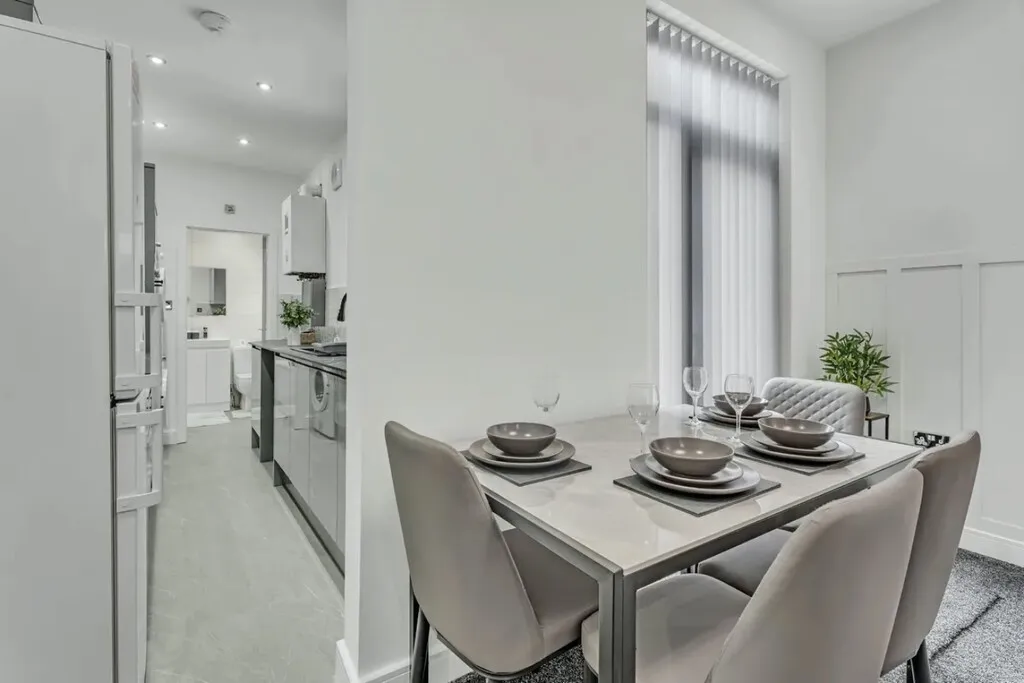 Renovated Recently, Earlsdon Area, photo 6