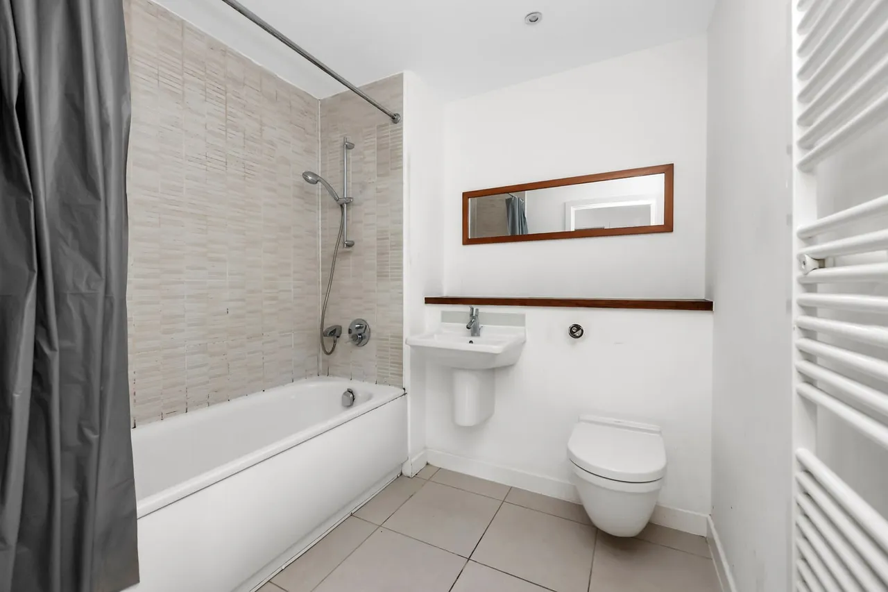 Flat 1, 590 Commercial Road, London, E14 7JR, photo 13