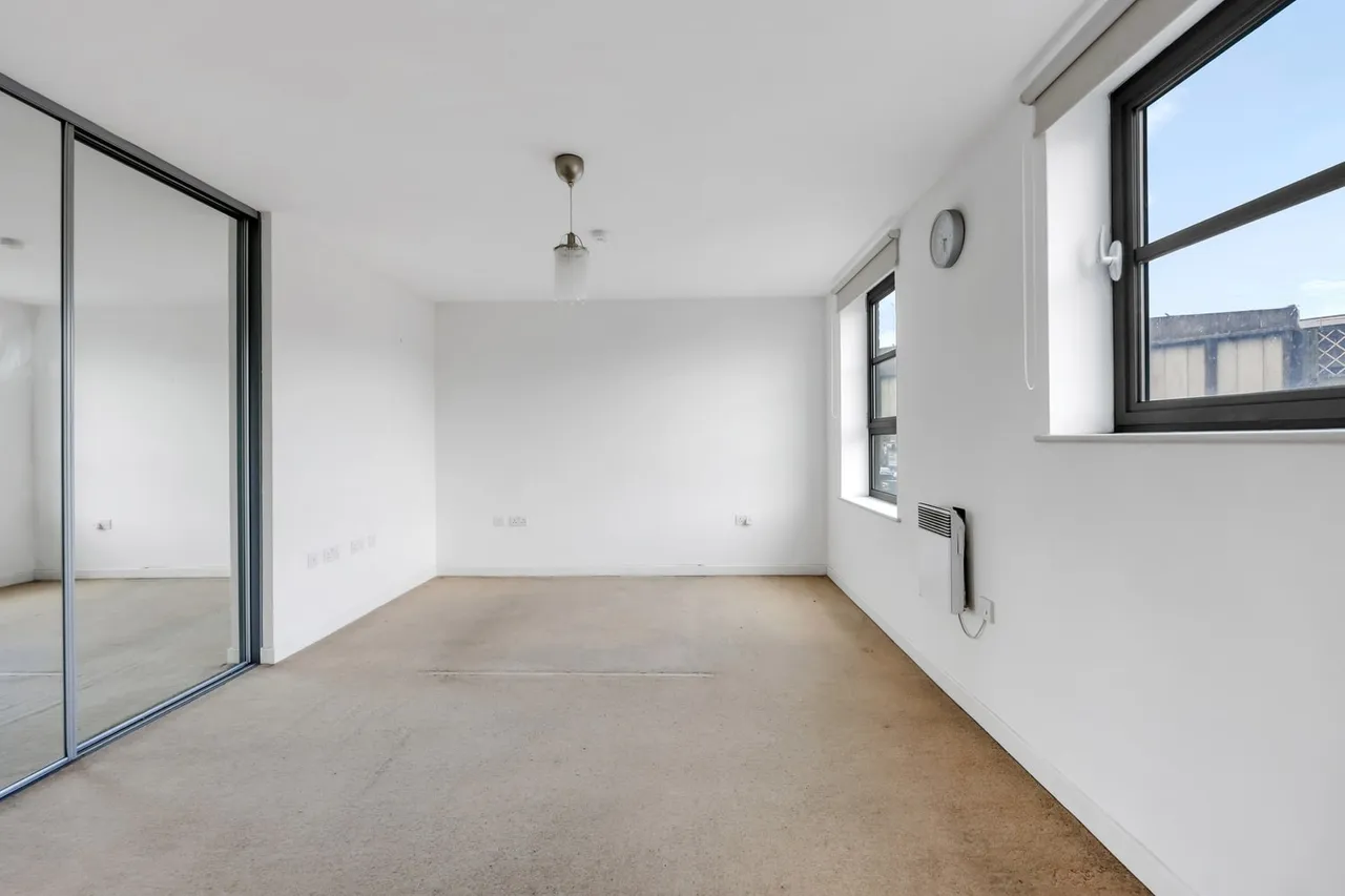 Flat 1, 590 Commercial Road, London, E14 7JR, photo 12
