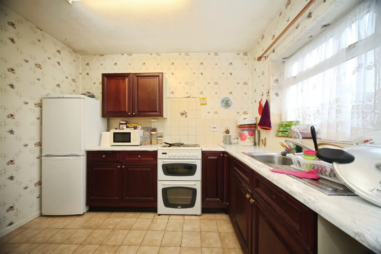 Anstee Road, Luton, LU4, photo 2
