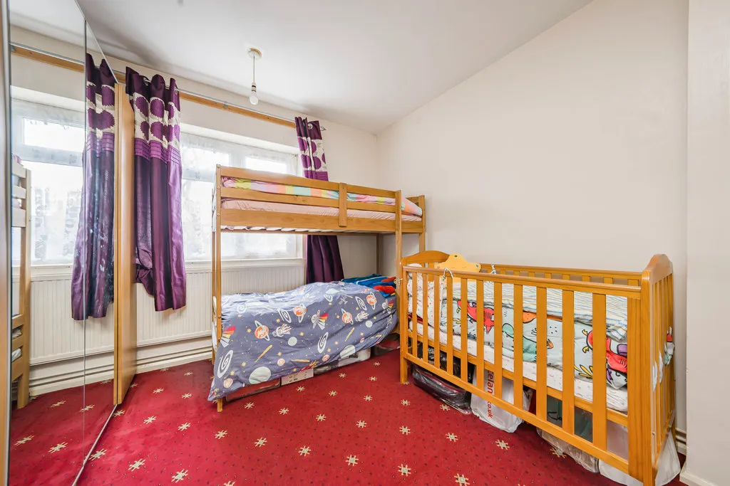 Bartram Close, Uxbridge, photo 18