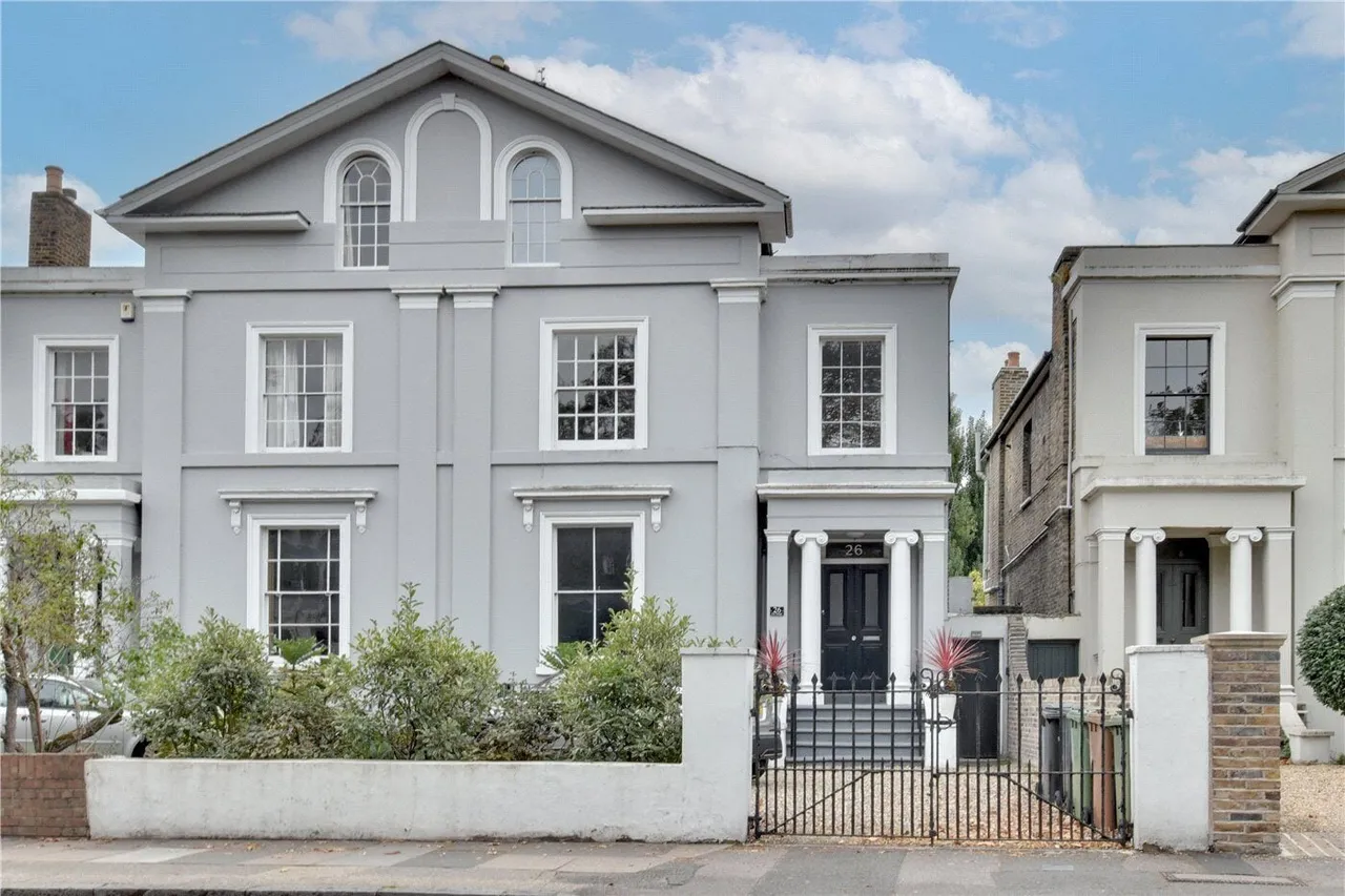 3 bed flat for sale, Lee Terrace, Blackheath, SE3