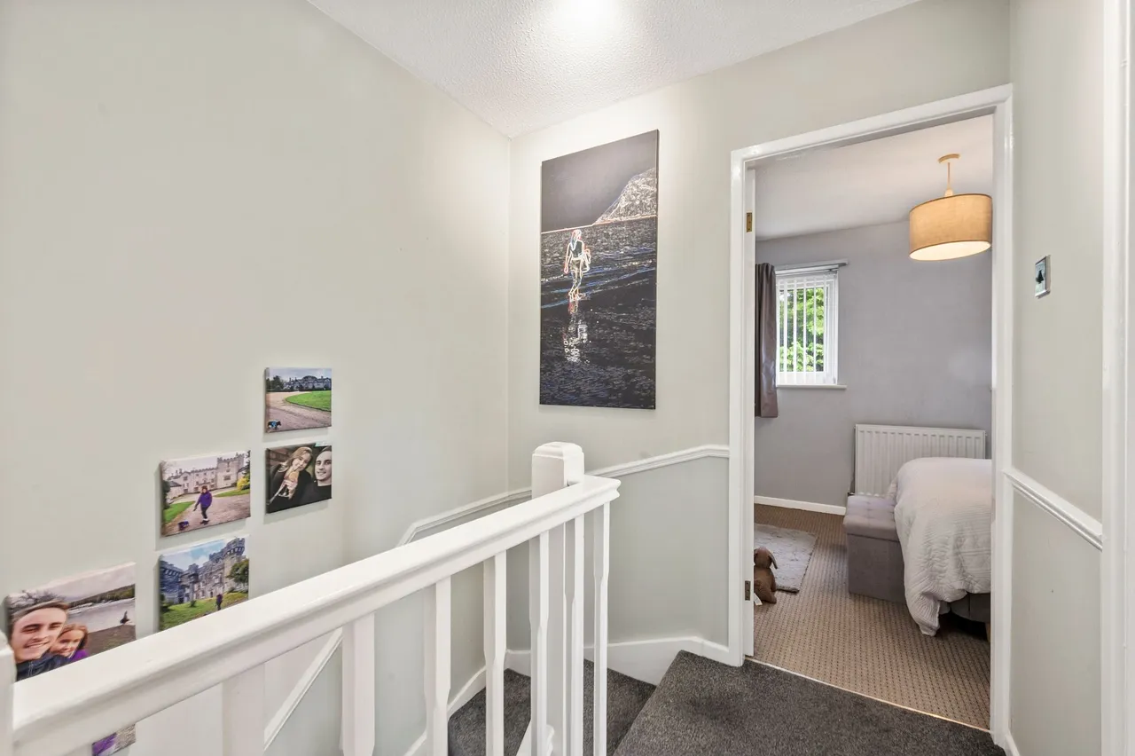 Arnot Close, St. Helens, WA10, photo 12
