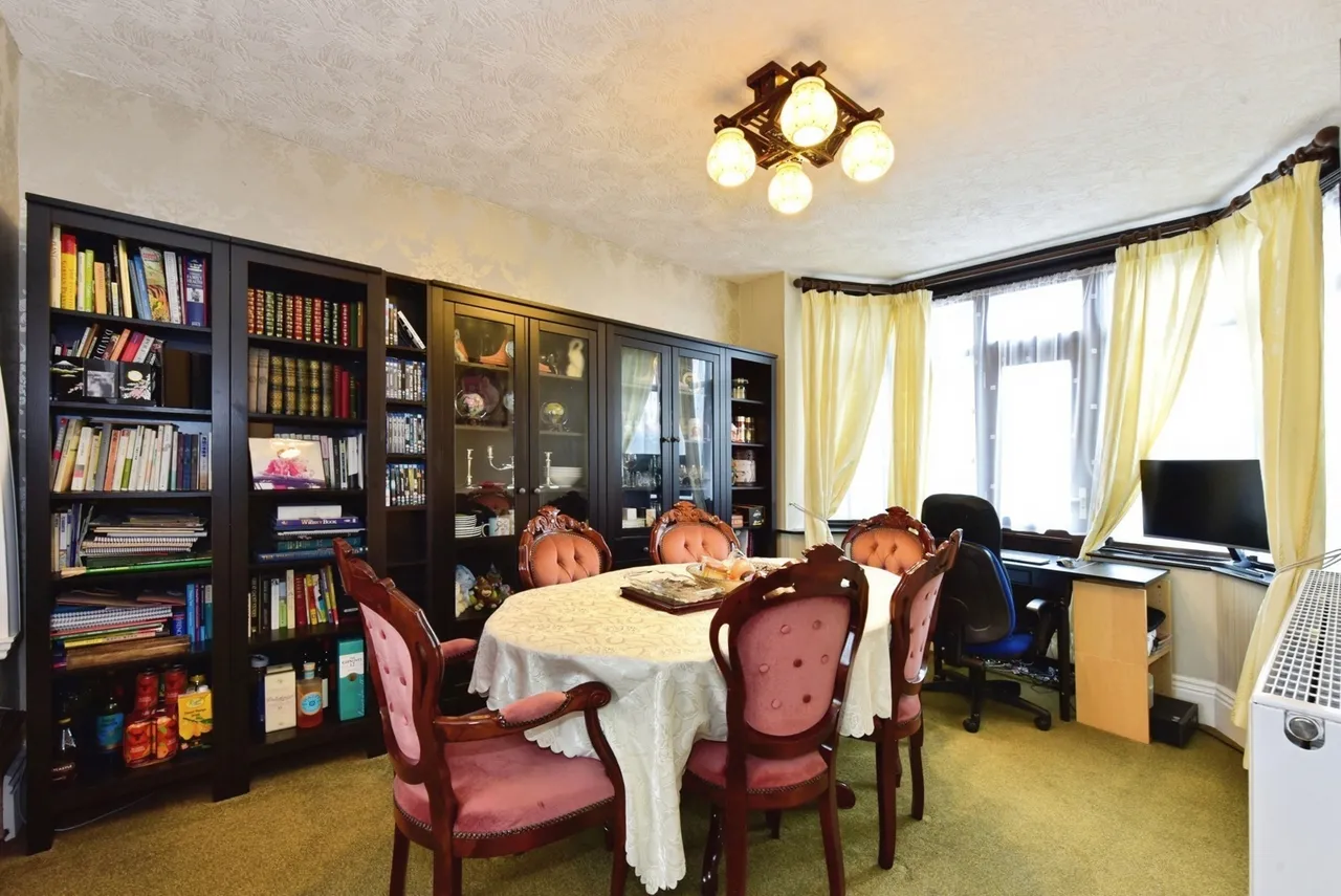 Richmond Road, Sheffield, South Yorkshire, S13, photo 5