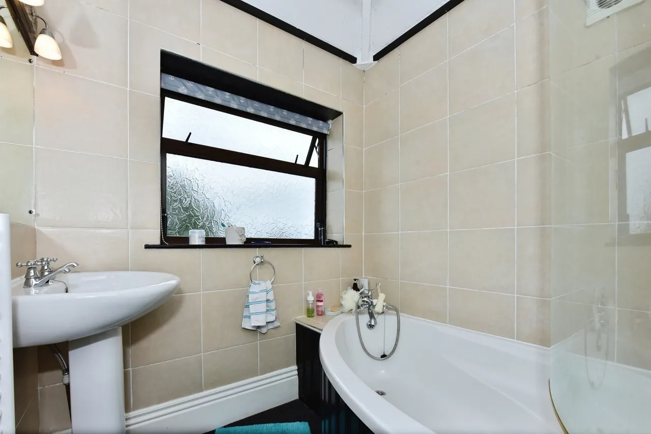 Richmond Road, Sheffield, South Yorkshire, S13, photo 10