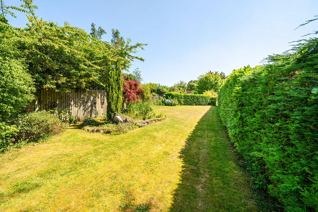 Priors Way, Winchester, SO22, photo 7