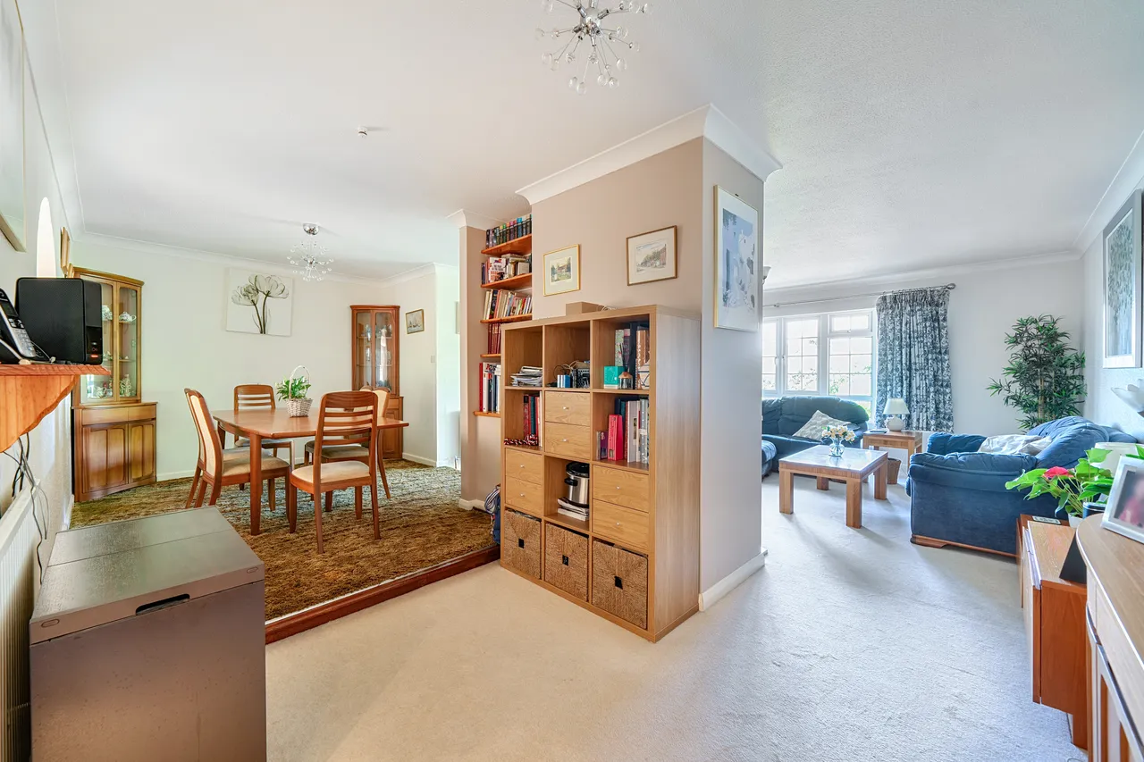 Priors Way, Winchester, SO22, photo 5