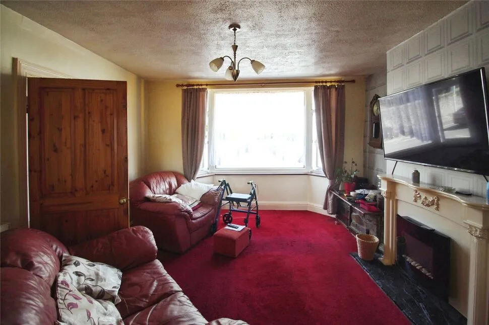 Old Laira Road, Plymouth, Devon, PL3, photo 4