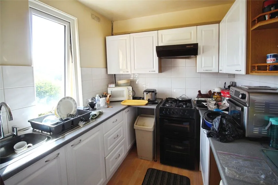 Old Laira Road, Plymouth, Devon, PL3, photo 5