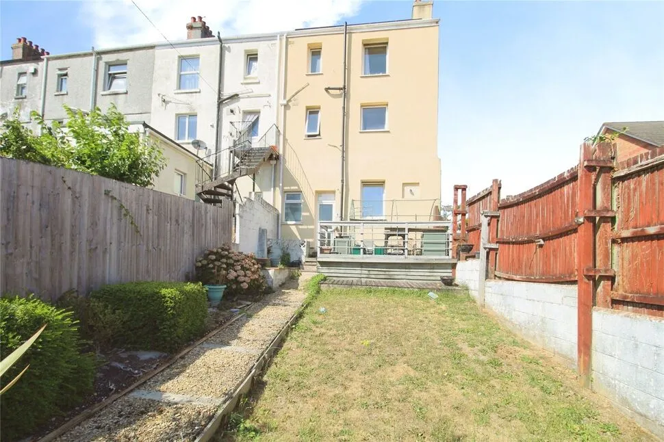 Old Laira Road, Plymouth, Devon, PL3, photo 2
