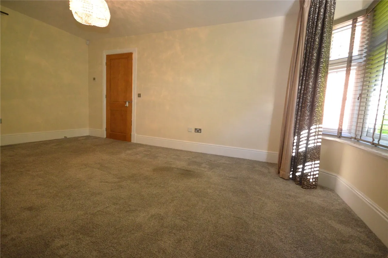 Heath Road, Liverpool, L19, photo 16