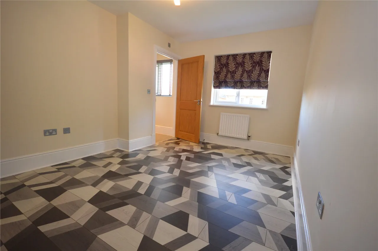 Heath Road, Liverpool, L19, photo 32