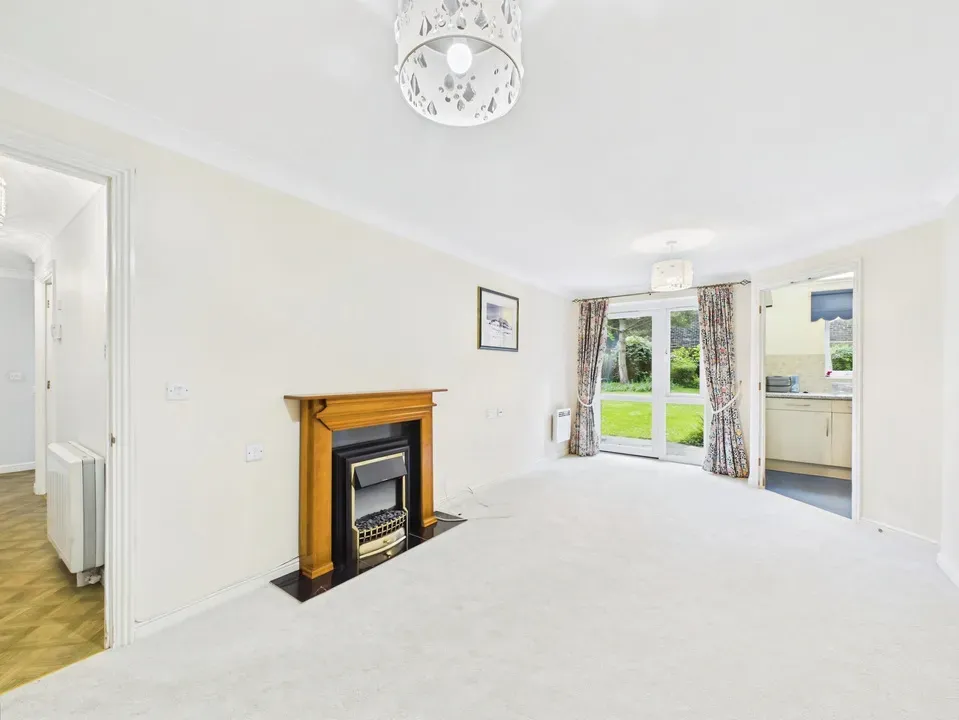 Kings Road, Horsham, photo 10
