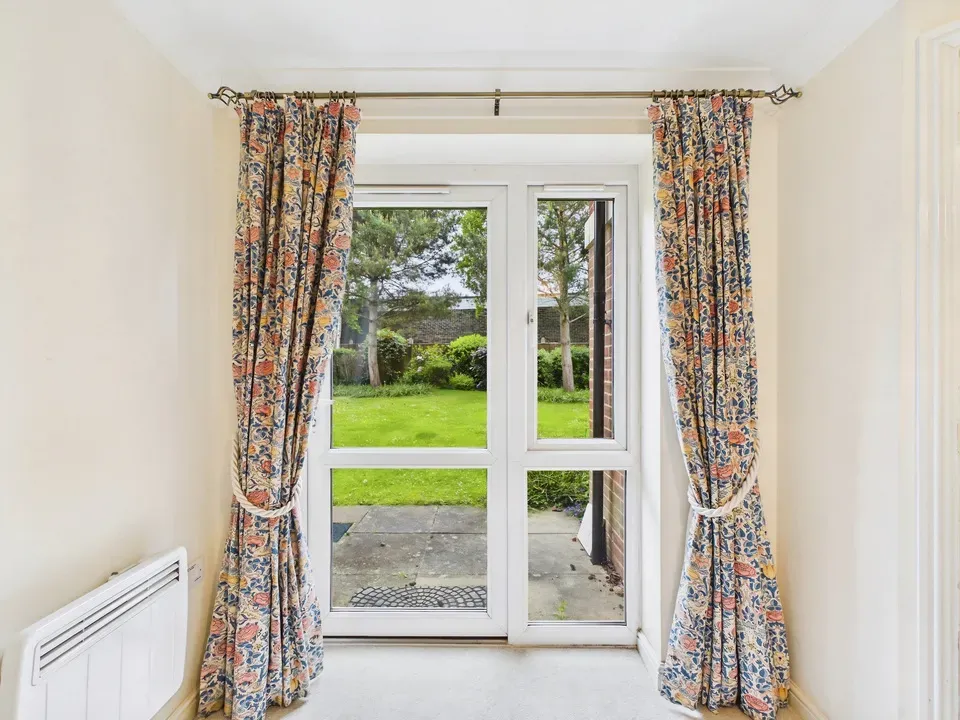 Kings Road, Horsham, photo 11