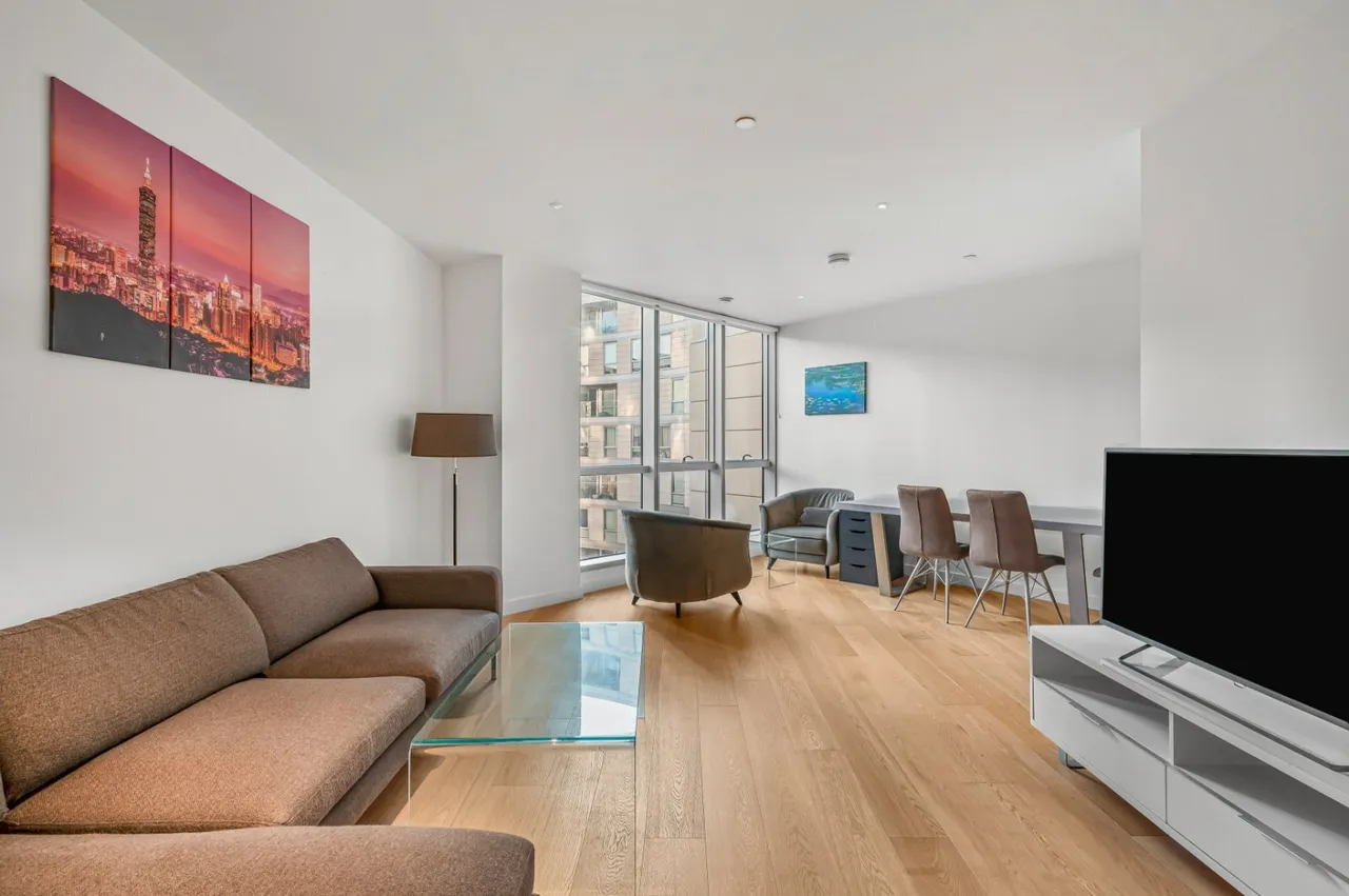Biscayne Avenue, London, E14, photo 3