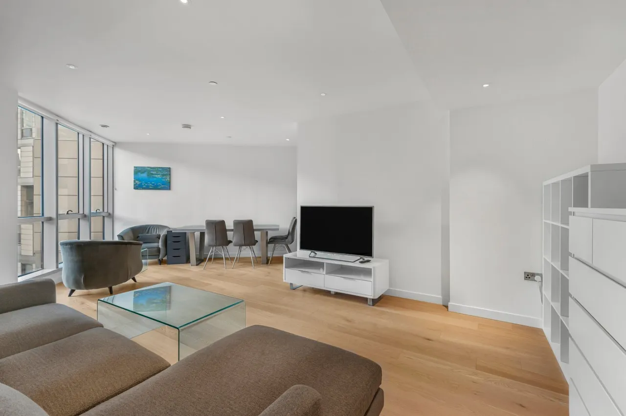 Biscayne Avenue, London, E14, photo 2