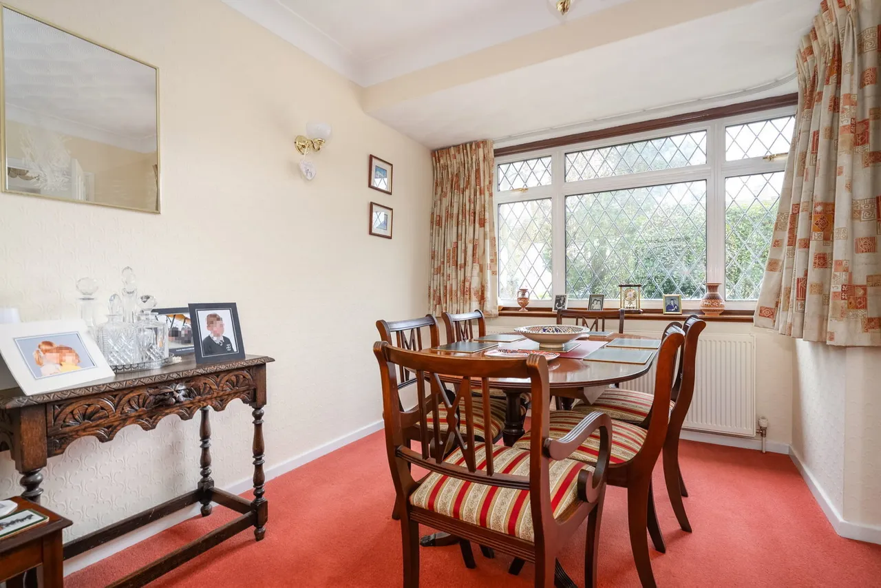 Ashurst Drive, Shepperton, TW17, photo 5