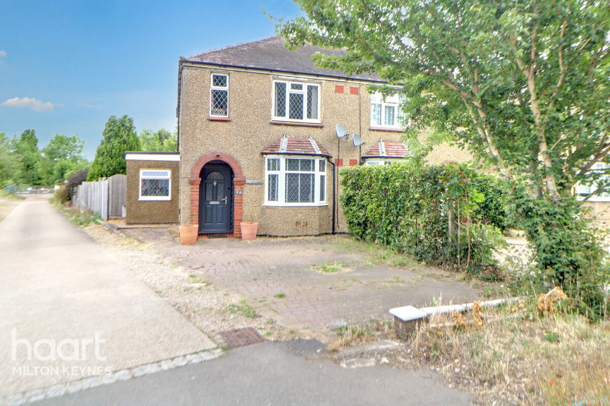 3 bed house for sale, Newport Road, New Bradwell, MK13