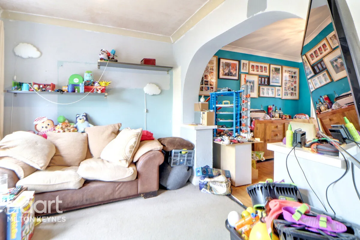 Newport Road, New Bradwell, MK13, photo 3