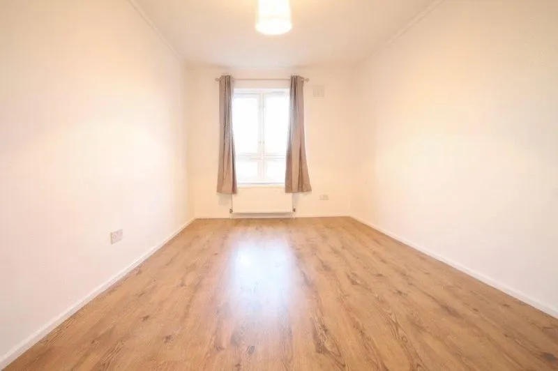 Canal Grove, London SE15 1LB, photo 2