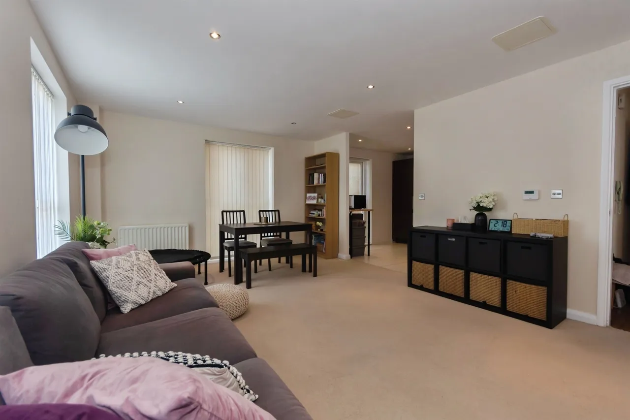 Waterside, Shirley, Solihull, photo 2