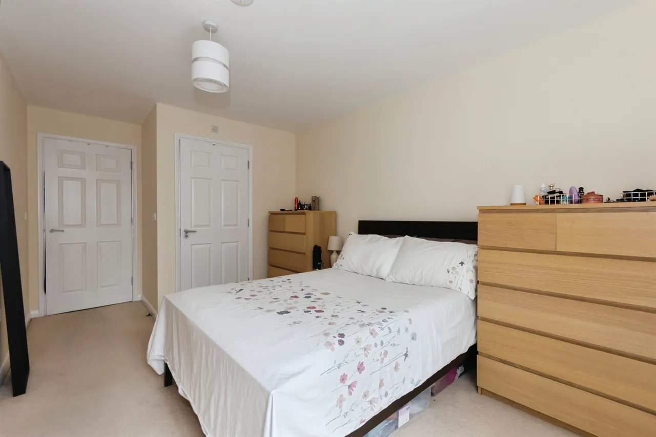 Waterside, Shirley, Solihull, photo 8