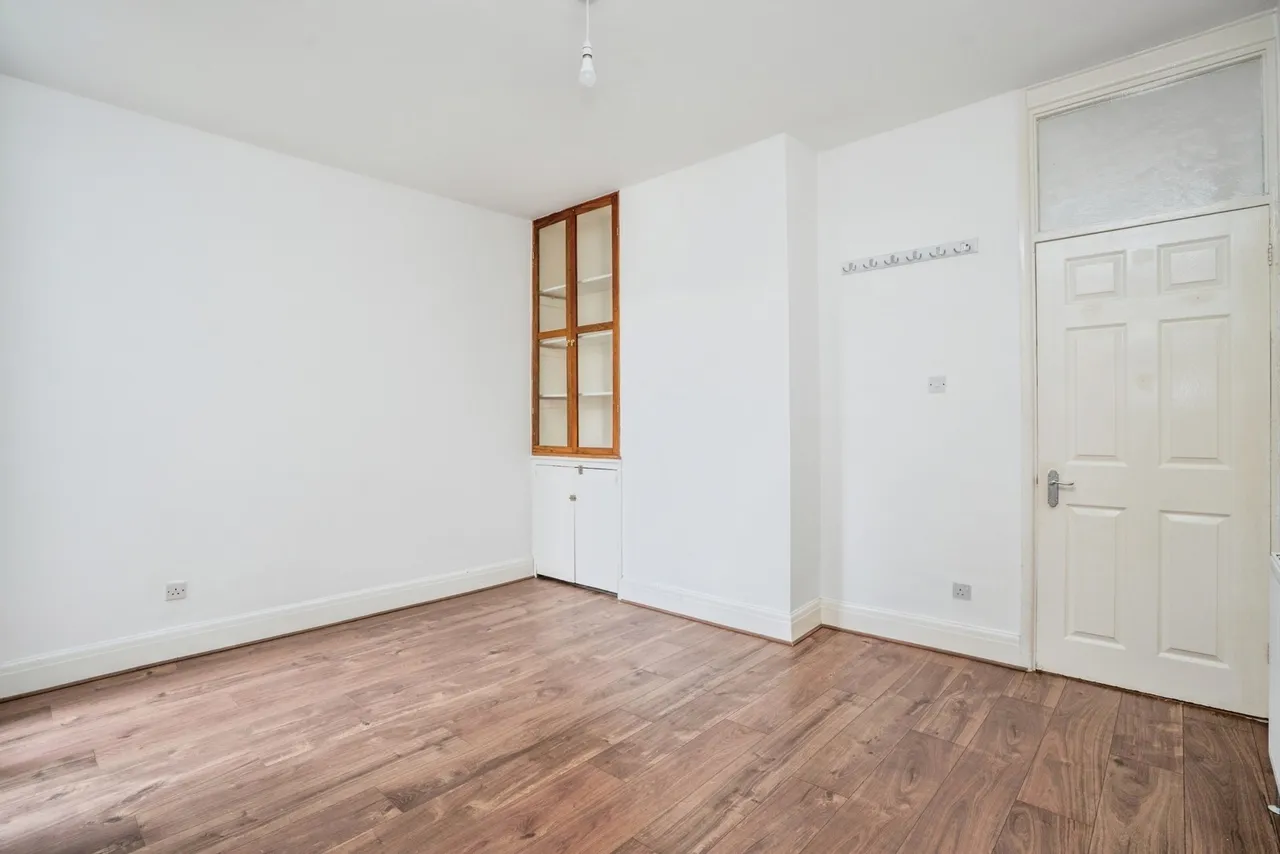 Agincourt Road, Portsmouth, PO2, photo 4
