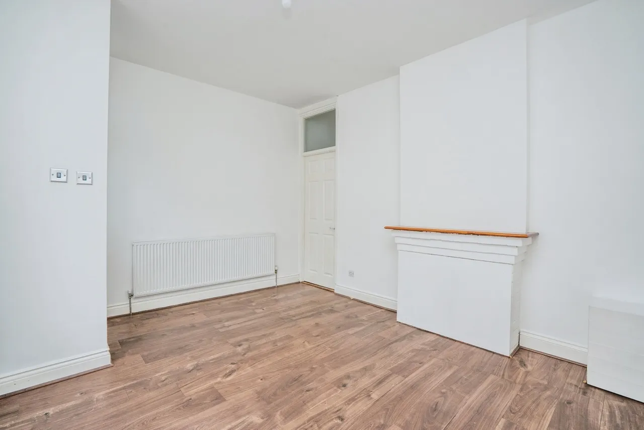 Agincourt Road, Portsmouth, PO2, photo 18