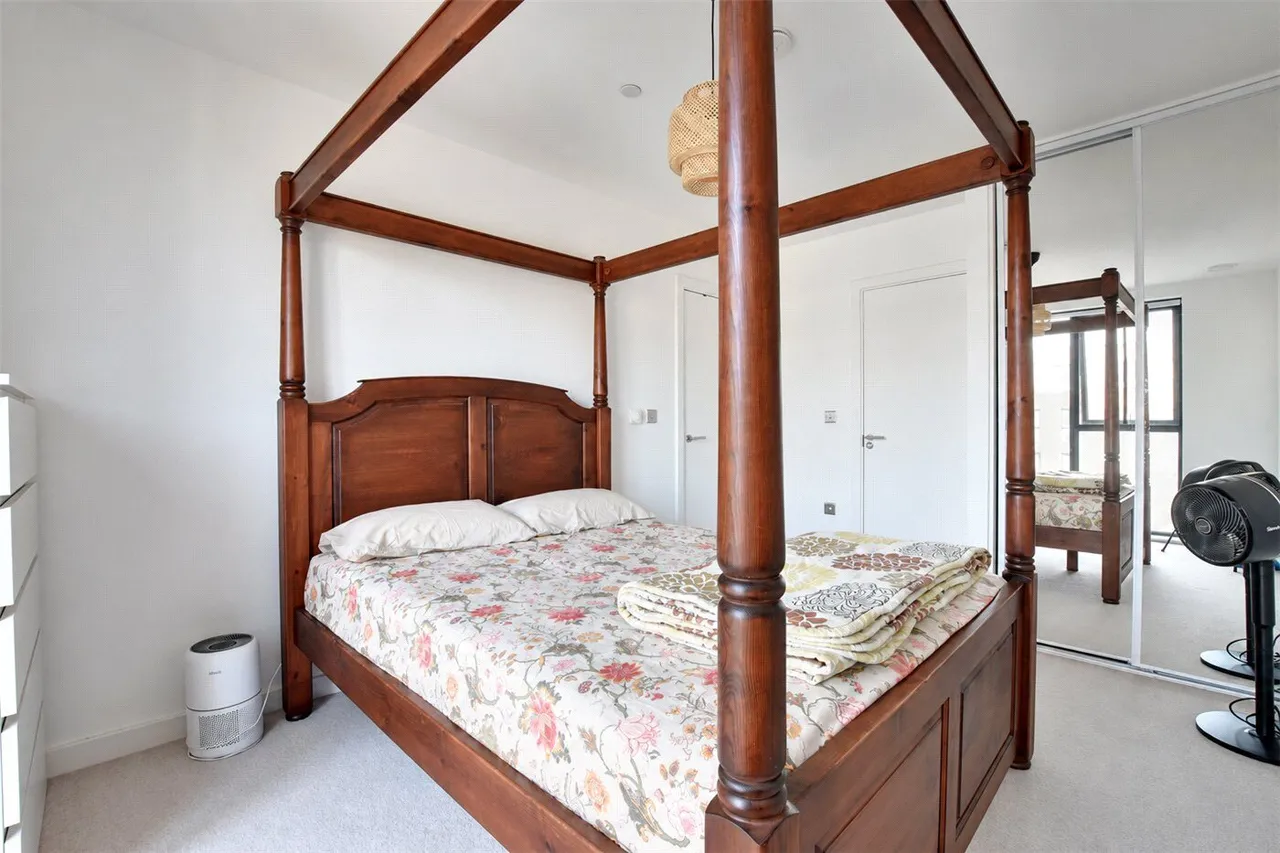 Larkwood Avenue, Greenwich, SE10, photo 11