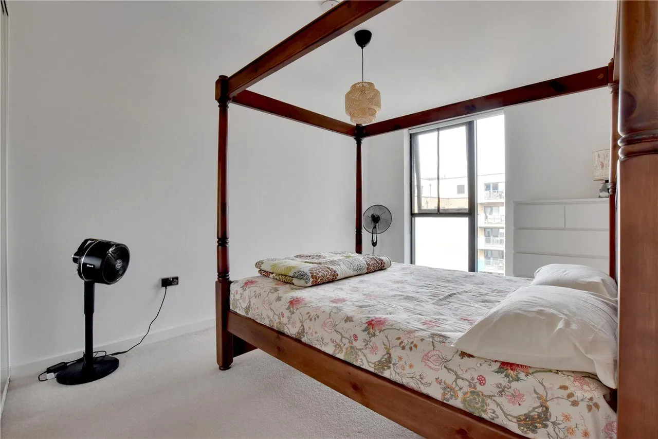 Larkwood Avenue, Greenwich, SE10, photo 5