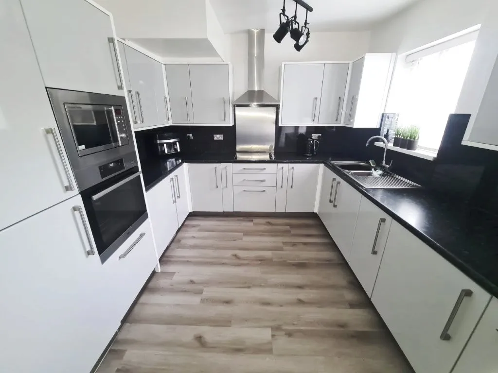 Thankerton Avenue, Audenshaw, M34, photo 6