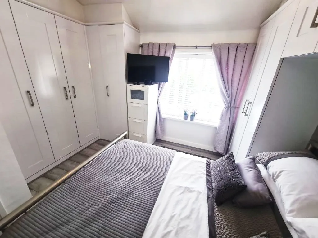 Thankerton Avenue, Audenshaw, M34, photo 10