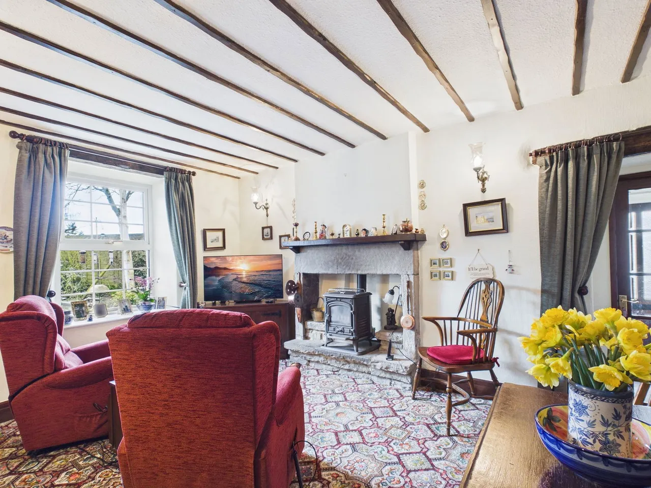 Old Smithy Cottage, Priest Hutton, LA6, photo 2