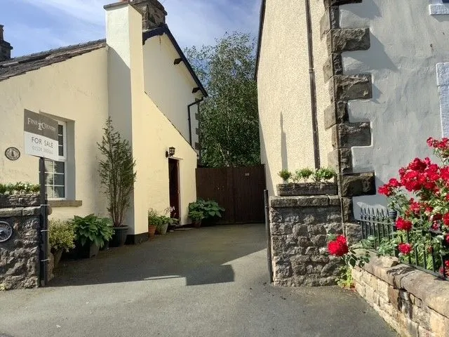 Old Smithy Cottage, Priest Hutton, LA6, photo 23
