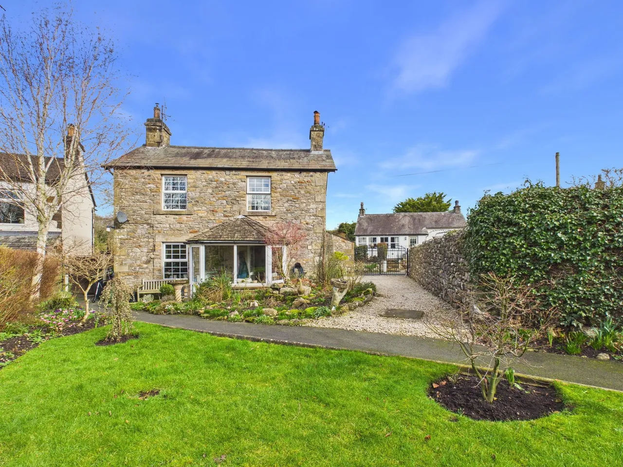 Old Smithy Cottage, Priest Hutton, LA6, photo 17