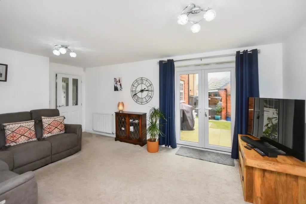 Harrison Road, Harlestone, photo 5