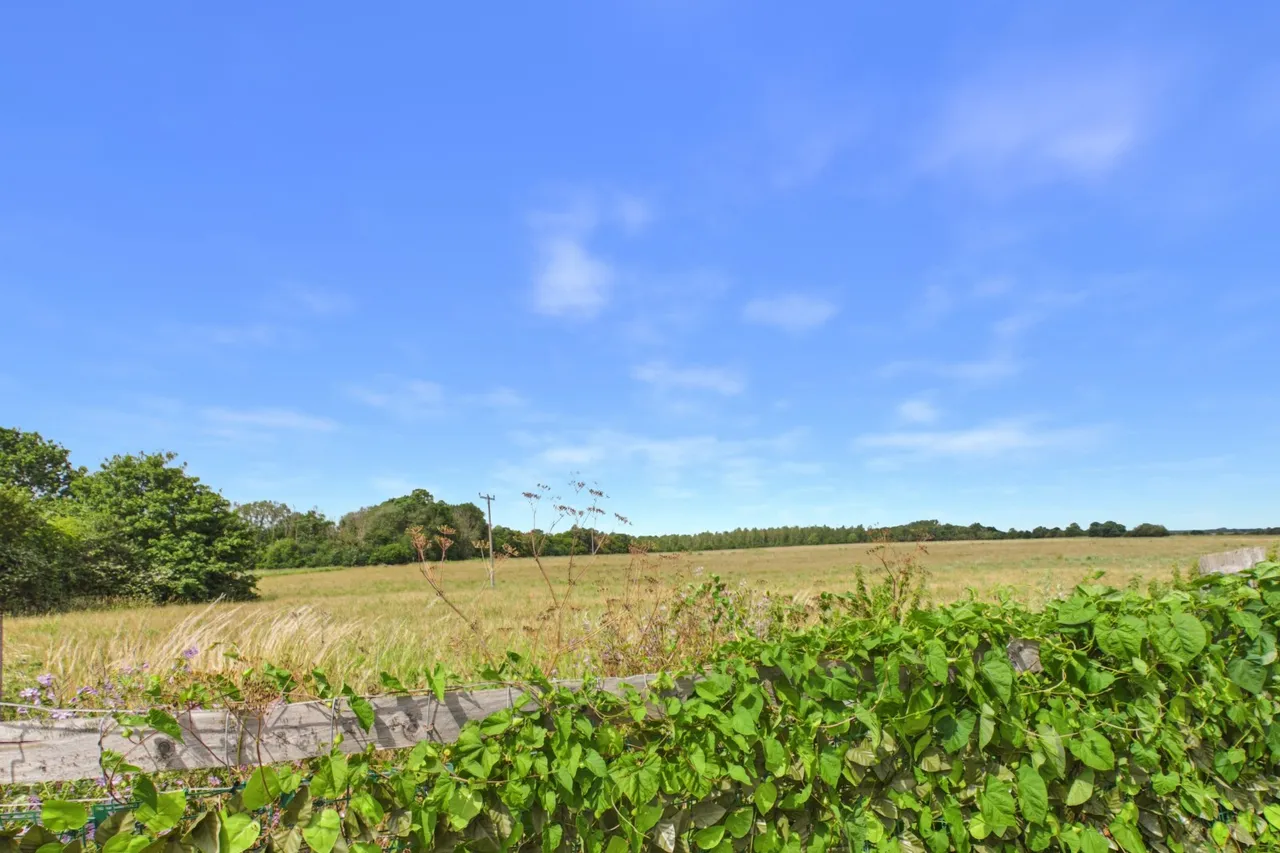 High Street, Sutton, SG19, photo 3