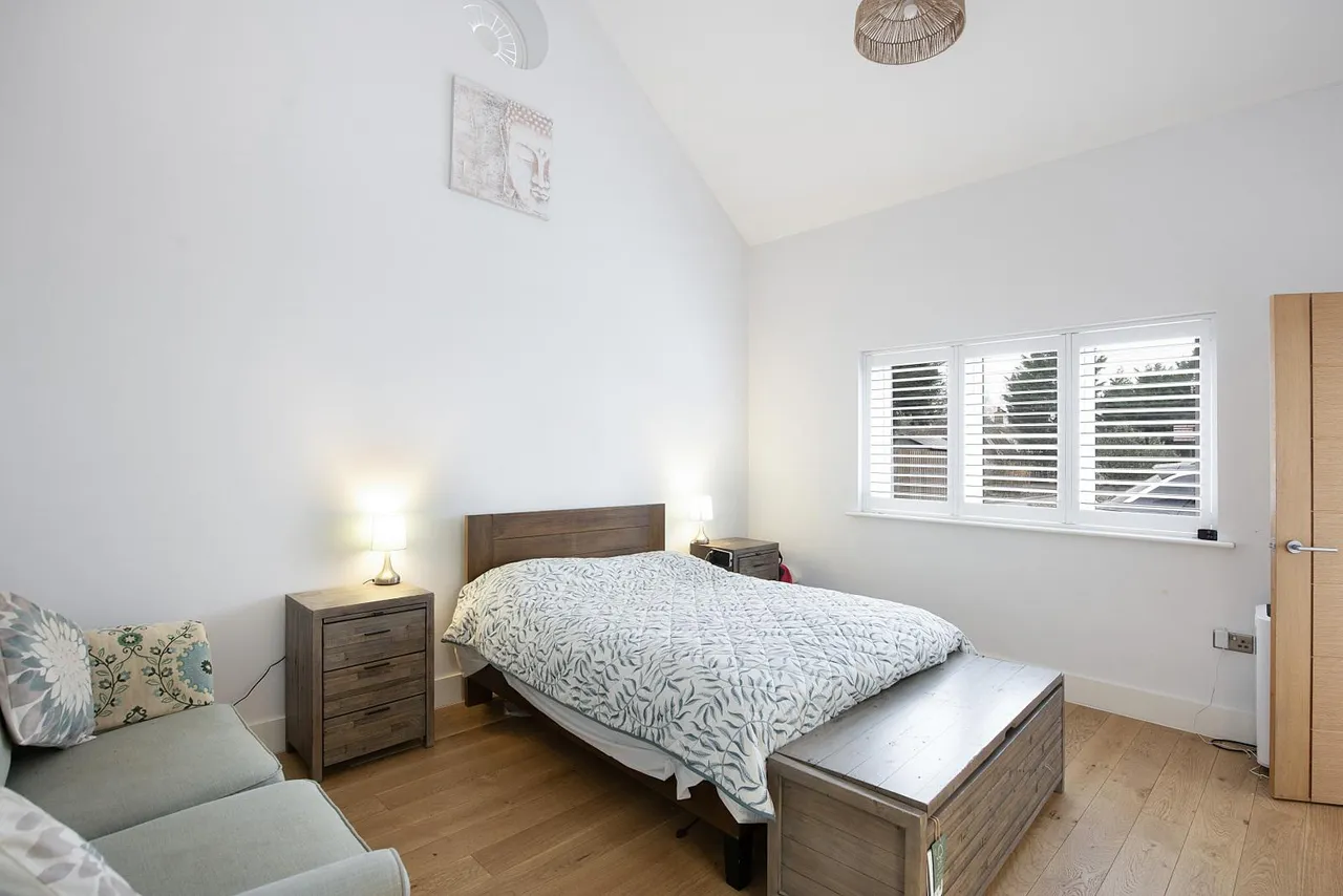 High Street, Sutton, SG19, photo 11