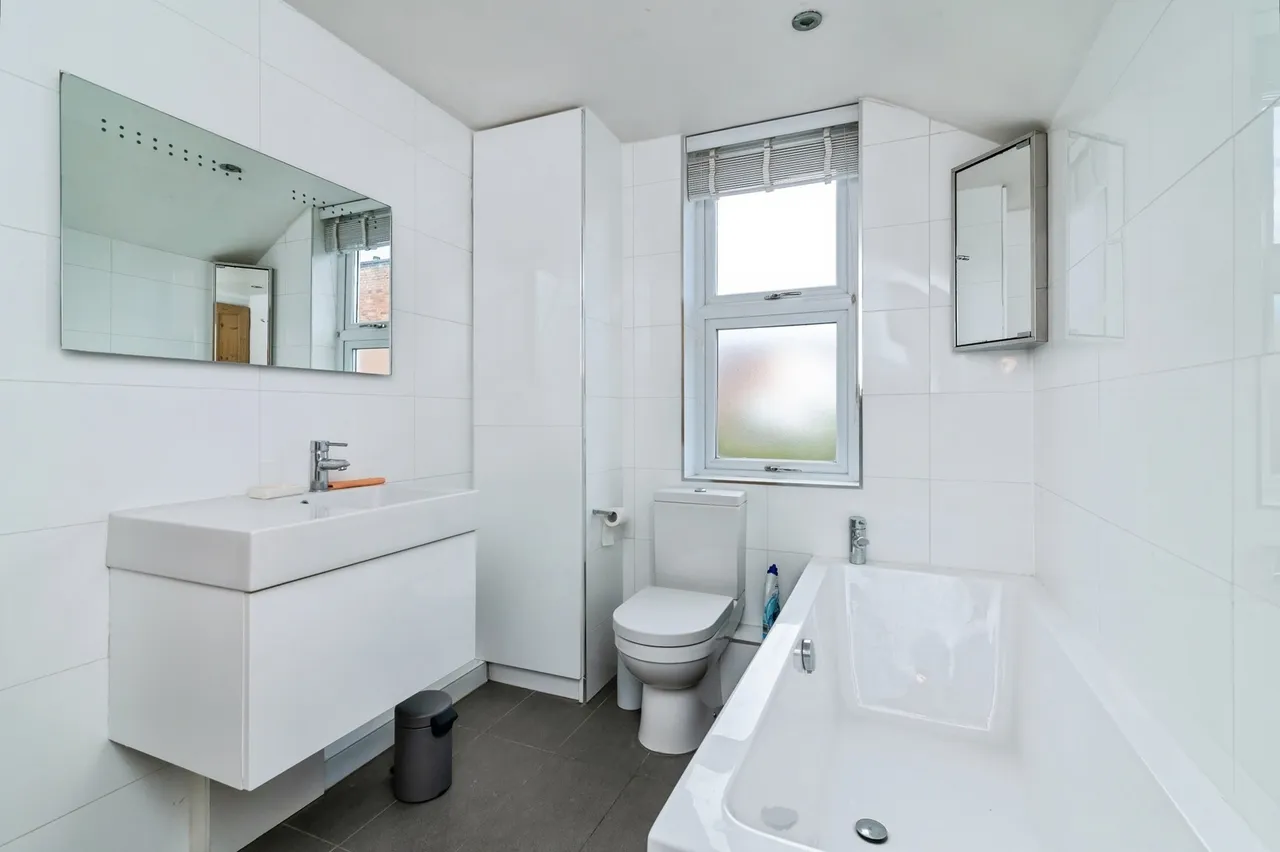Portland Road, West Bridgford, NG2, photo 13