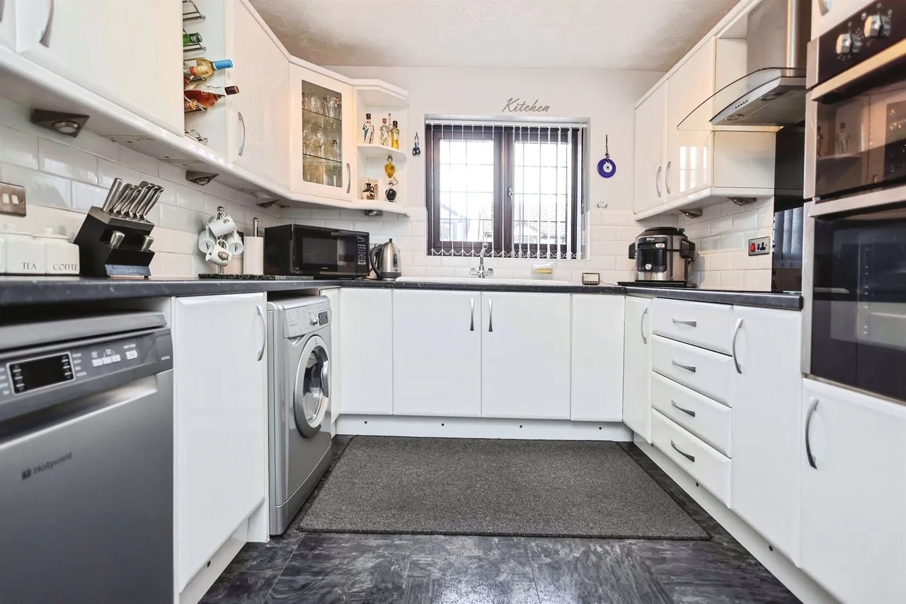 Tyzack Close, Brierley Hill, DY5, photo 8
